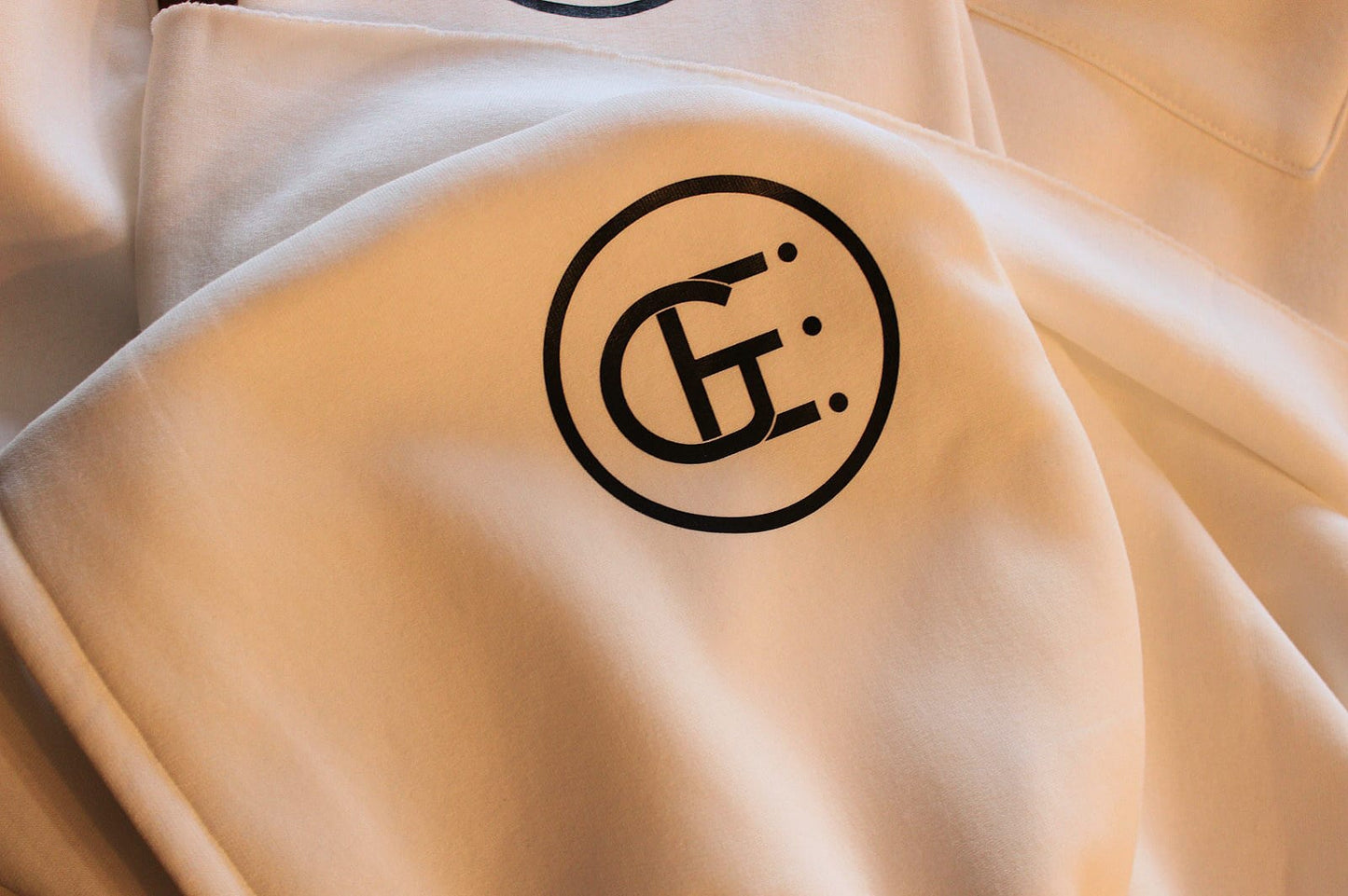 CROPPED SWEATSHIRT OVERSIZE GARZATO A TAGLIO VIVO