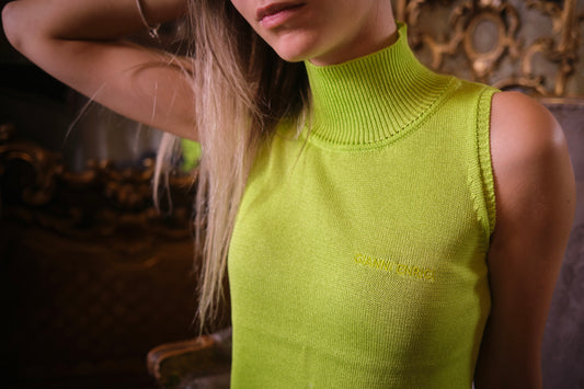 MAGLIA COLLO LUPETTO SENZA MANICHE